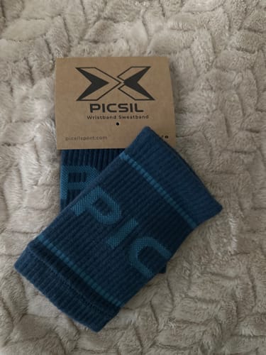 Customer photo review of Long Sports Wristbands