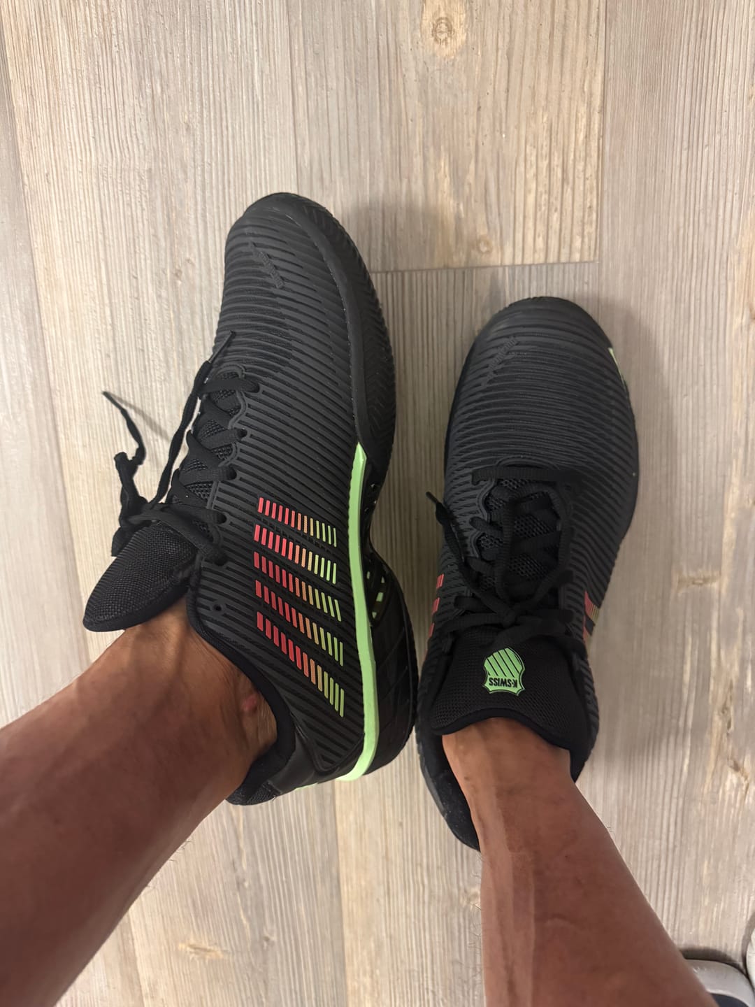 Customer photo review of 06614-034-M | HYPERCOURT EXPRESS 2 CLAY | BLACK/SOFT NEON GREEN/NEON LAVA