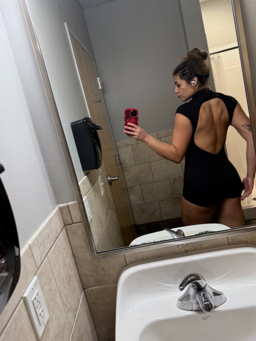 Customer photo review of W1123 - Motion Backless Bodysuit