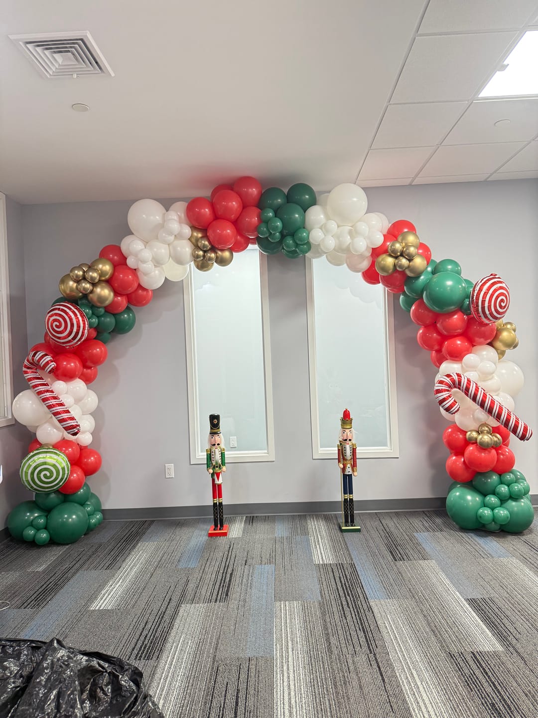 Customer photo review of 10x8 Ft Aluminum Balloon Arch Frame Wedding Arch Stand