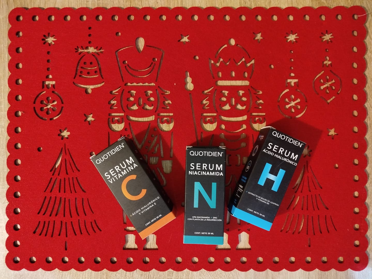 Customer photo review of Kit Los Esenciales (47% OFF) - Serum de Vitamina C 30ml + Serum de Niacinamida 30ml + Serum de Ácido Hialurónico 30ml