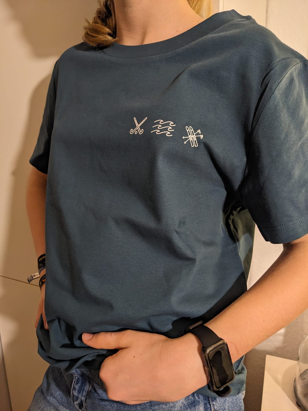 Customer photo review of Personalisiertes Premium T-Shirt aus Bio-Baumwolle - Frauen