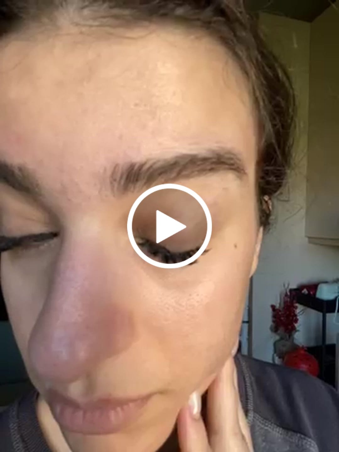 Customer video review of Eyelash Applicator