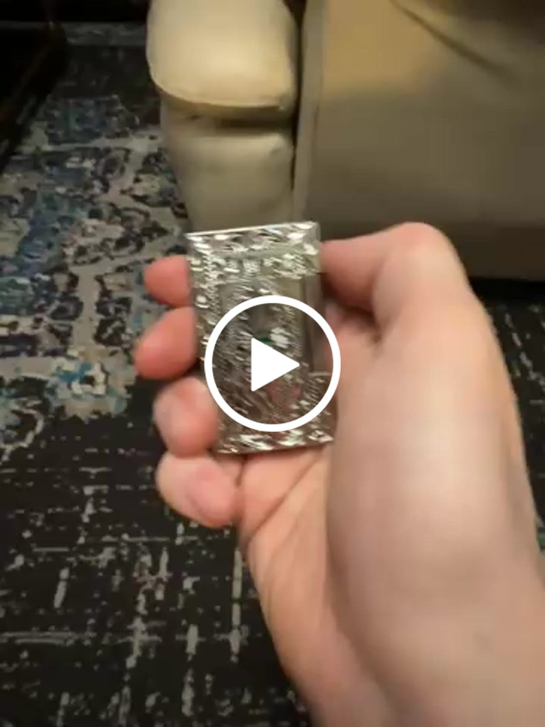Customer video review of Emerald Bloom Lighter (NEW)
