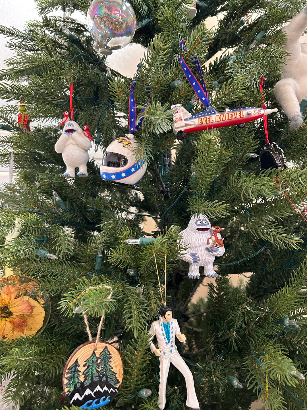 Customer photo review of Evel Knievel 2 Piece Glass Ornament Set