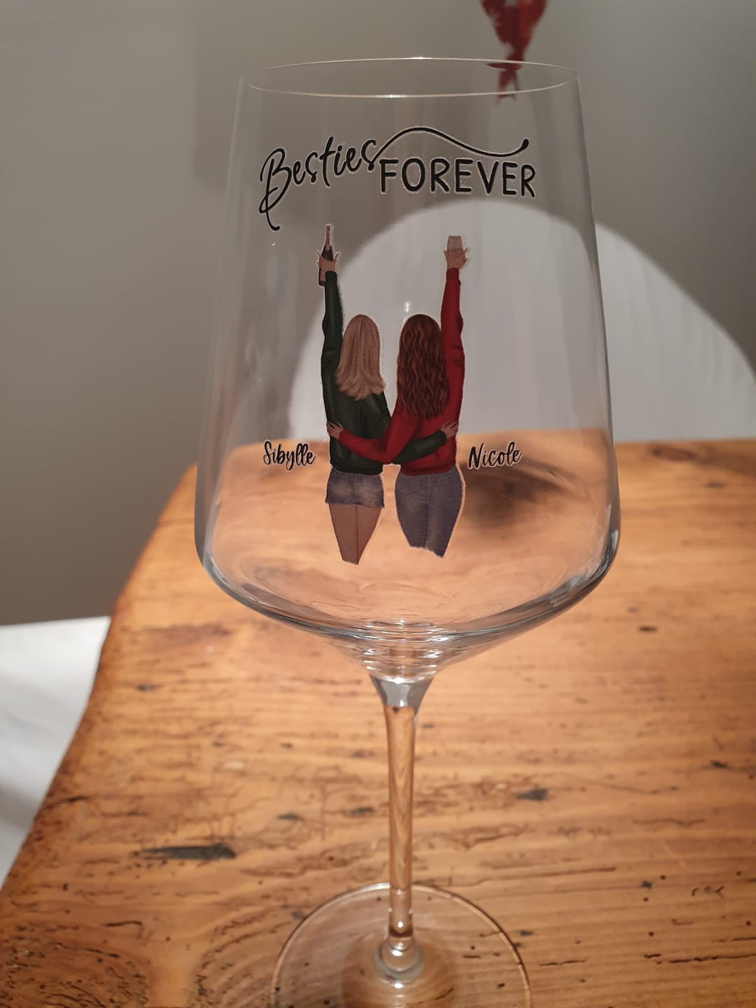 Customer photo review of Best Friends Forever - Personalisiertes Weinglas