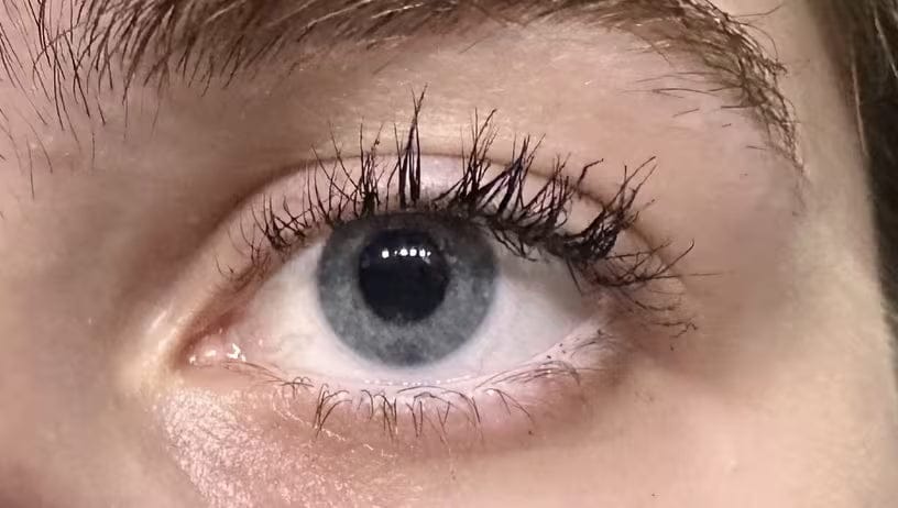 Customer photo review of 3D Curl & Volume Mascara met Metalen Borstel – Waterproof & Veegvast