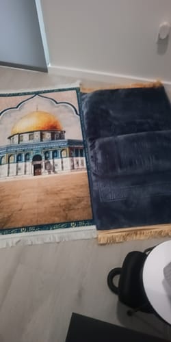 Customer photo review of Al Aqsa WaterColour  Padded Prayer Mat