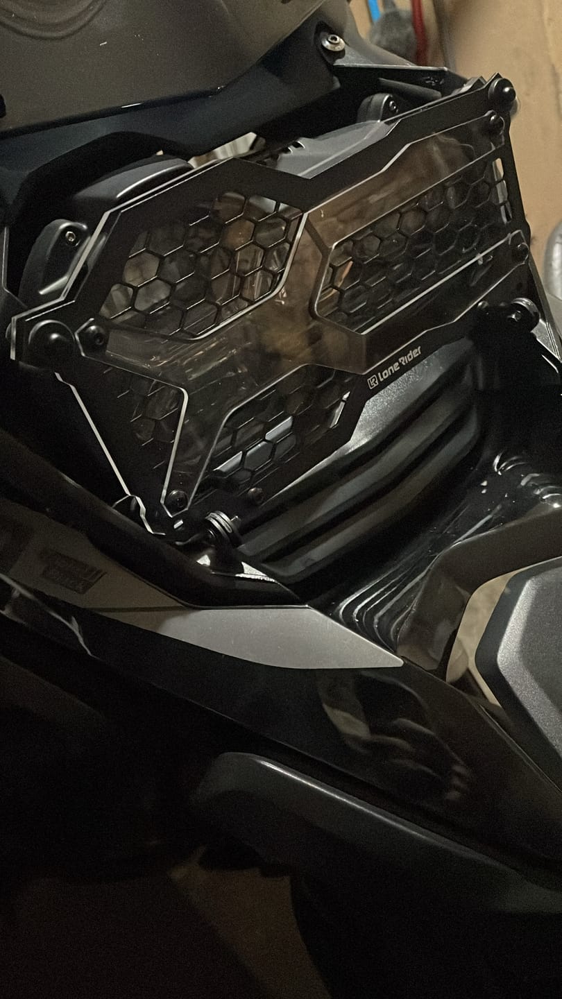Customer photo review of Headlight Guard Kit BMW R1200/1250 GS / ADVENTURE LC (Liquid Cooled) - [Patent Pending]