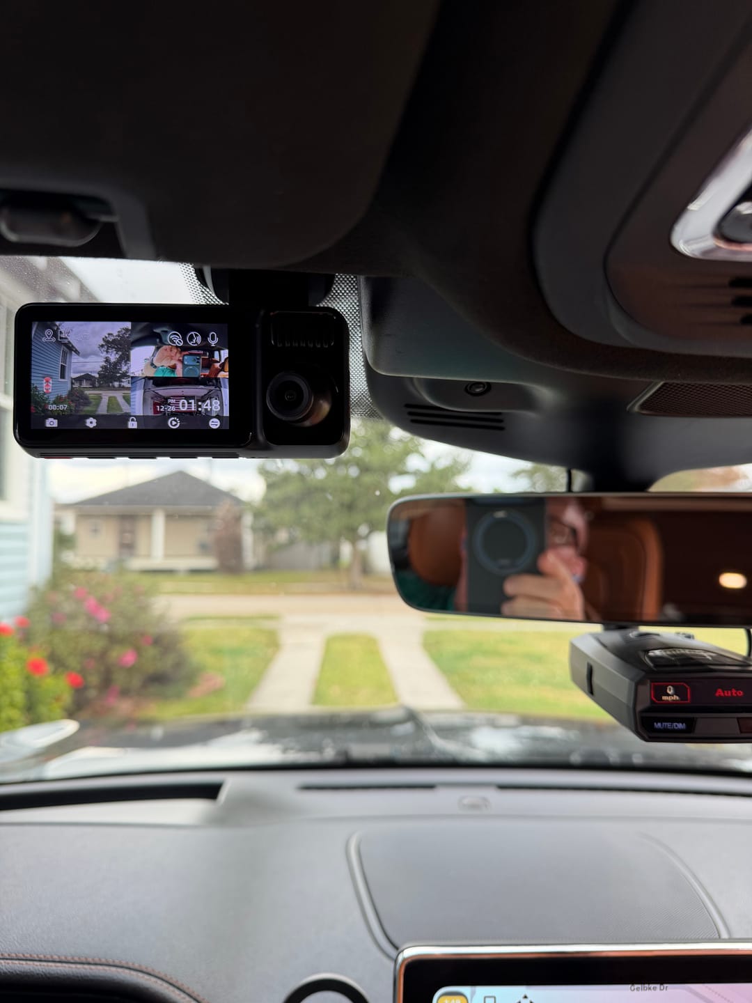 Customer photo review of REDTIGER F17 Elite 4K 3 Channel Dash Cam Sony STARVIS 2 Dual HDR WIFI 6 Full Night Color