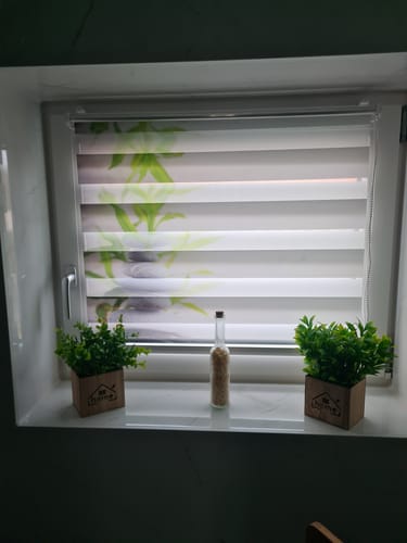 Customer photo review of Foto Klemmfix Doppelrollo "Spa Steine grau"