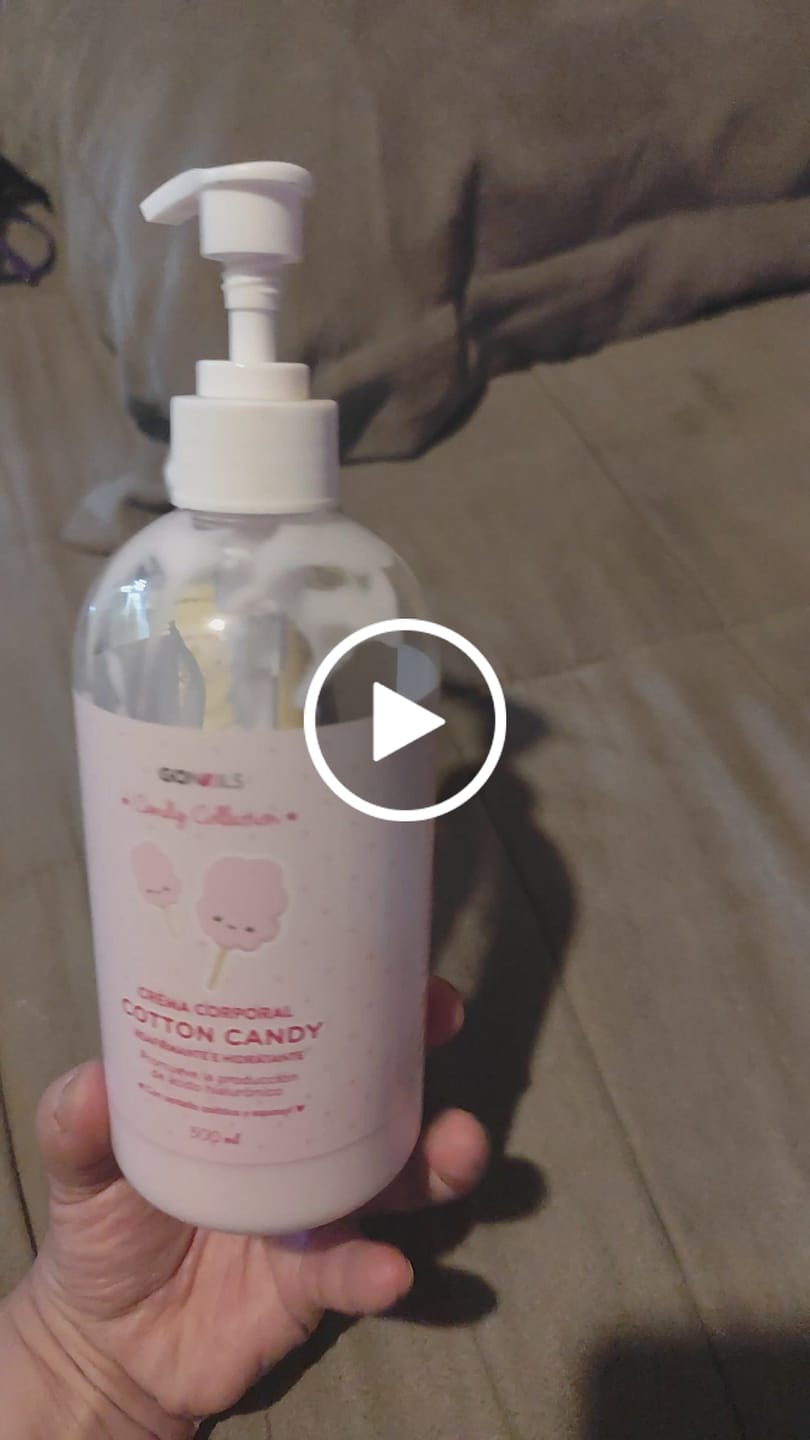 Customer video review of Crema de Cuerpo Reafirmante e Hidratante Cotton Candy 500 ml