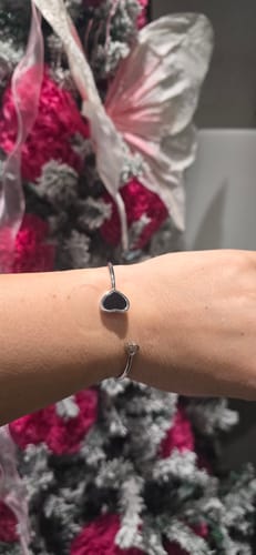 Customer photo review of HAPPY HEART ONYX BRACELET SILVER DIAMOND