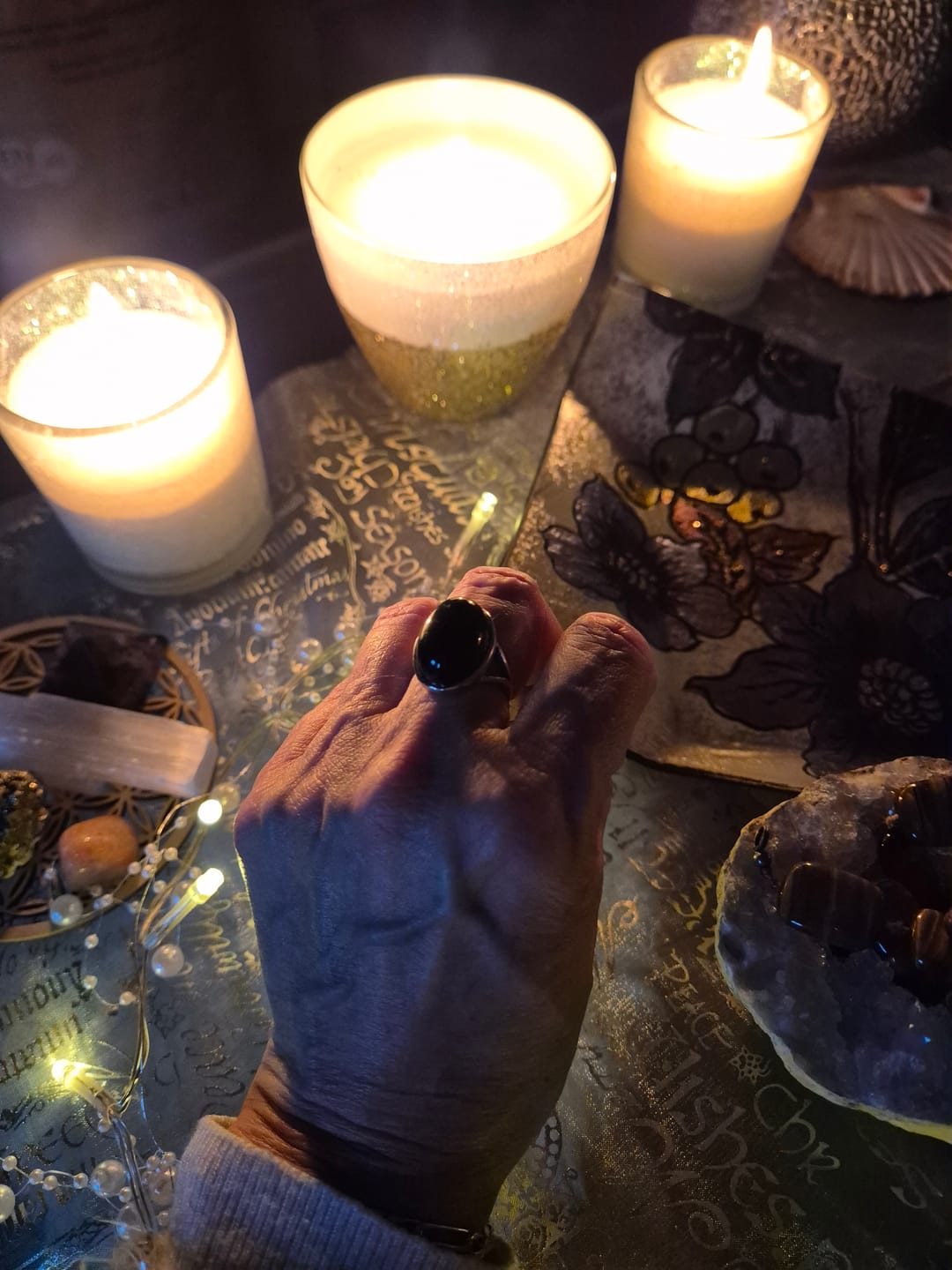 Customer photo review of Bague Ajustable "Guérison de L'Âme" en Obsidienne Œil Céleste & Argent