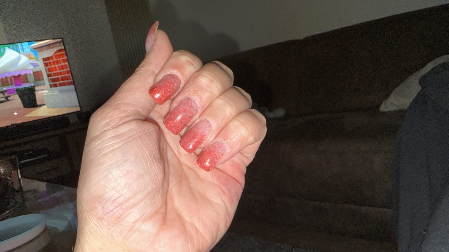 Customer photo review of Crystal Clear Dipping Powder
