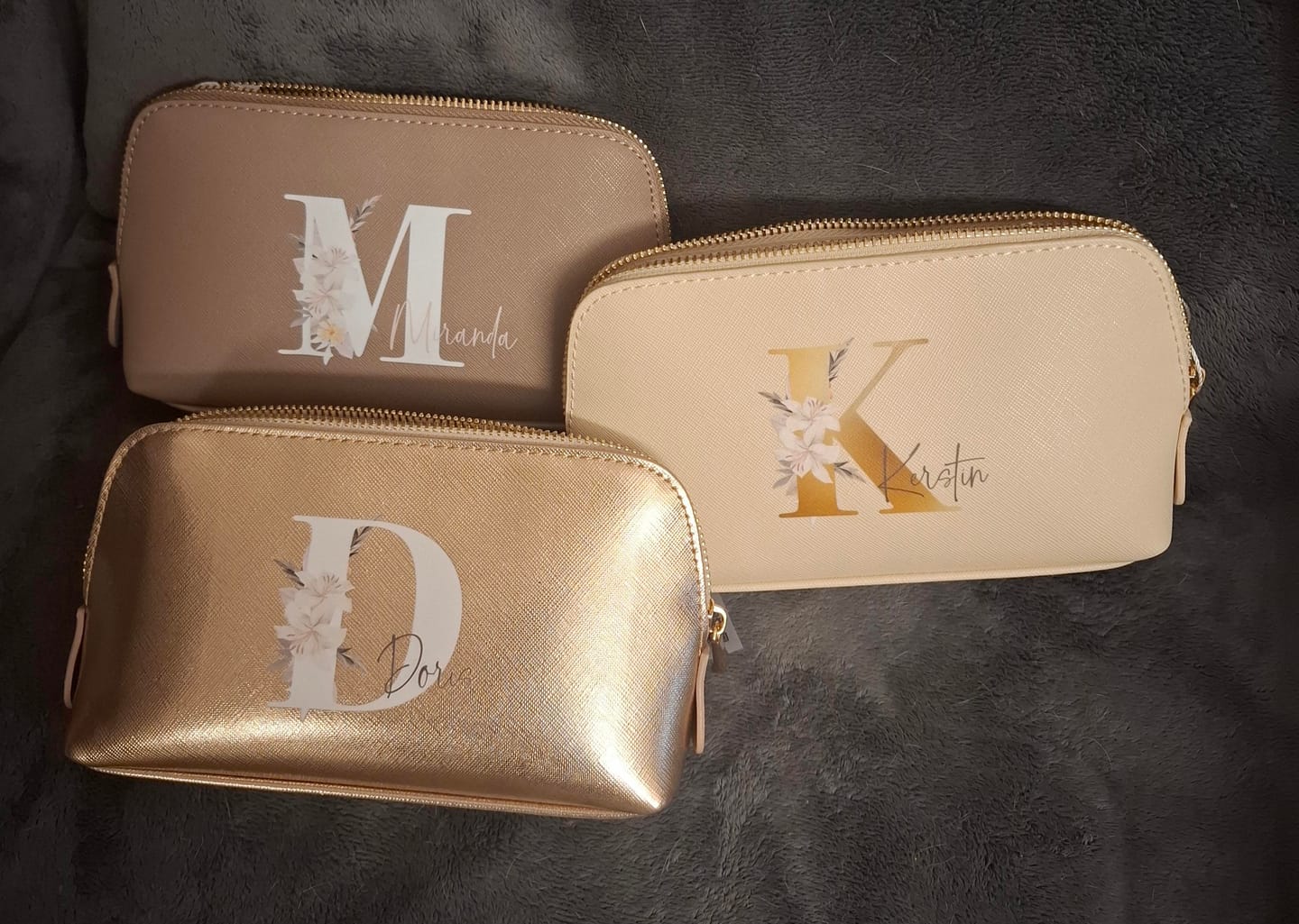 Customer photo review of Deine Initiale - Individuelle PU Kosmetiktasche