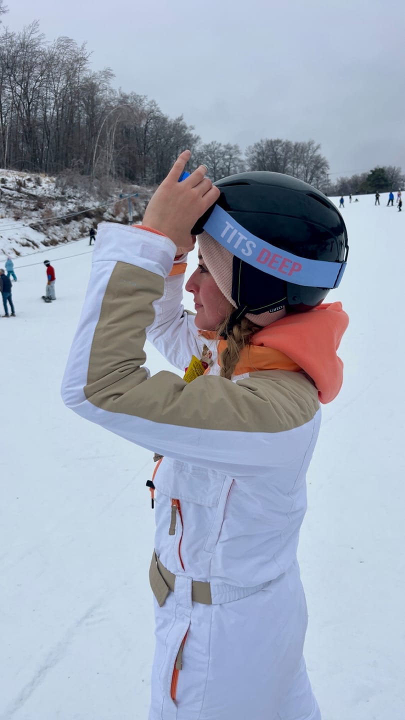 Customer photo review of The Valorie Snow Goggle - Shred Green Lens