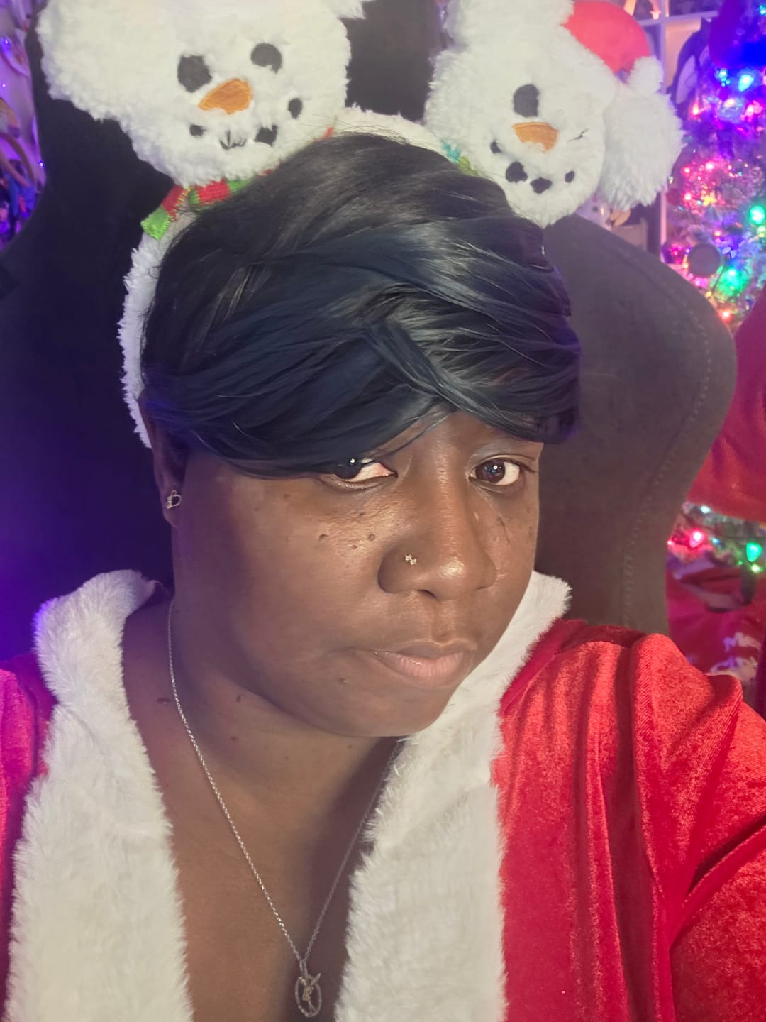 Customer photo review of Freetress Equal Full Wig - CHARLIE