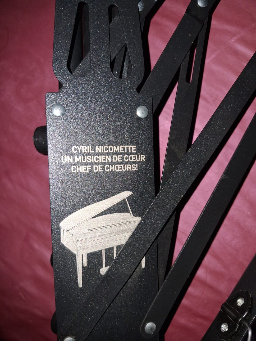 Customer photo review of NOUVEAU! Pupitre musique personnalisable