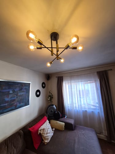 Customer photo review of Lampara Aplique Techo Modelo ADALIA Dorada con Negro 6 Luces