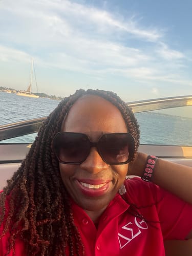 Customer photo review of DSTBlack 1913 Watch Band Strap Women