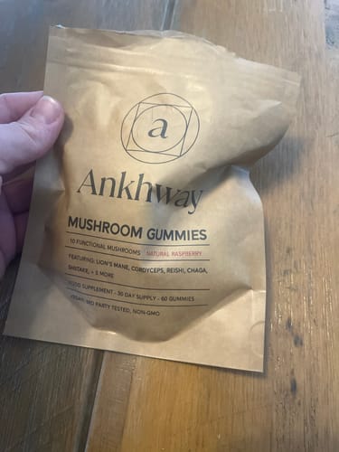 Customer photo review of Mushroom Gummies