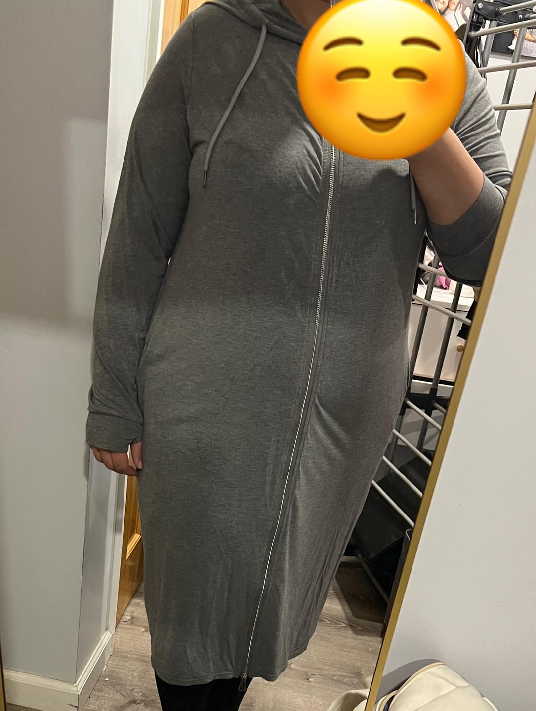 Customer photo review of MODAL SUMMER HOODIE ZIP UP (CHARCOAL)