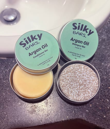 Customer photo review of Argan Oil Anti Frizz Conditioner Bar
