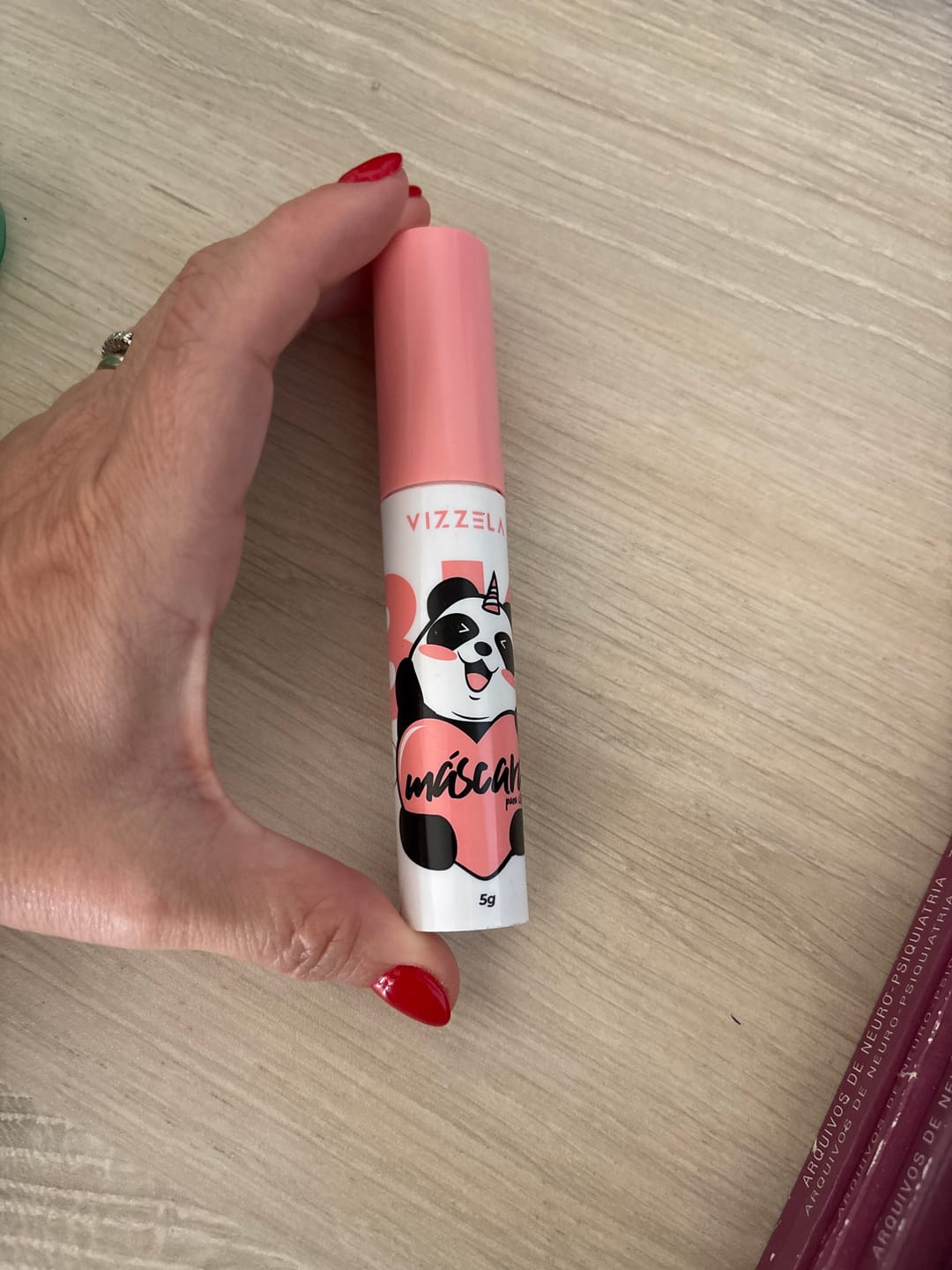 Customer photo review of Máscara Para Cílios Big No Panda Vizzela - Preta
