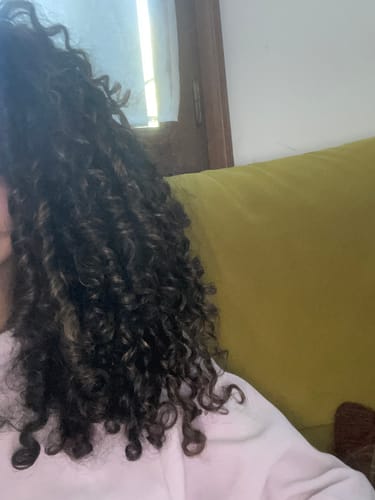 Customer photo review of Soin repulpeur de boucles sans rinçage odeur bubble 250ml