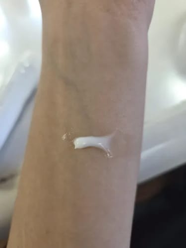 Customer photo review of Dr Althea 345 Relief Cream