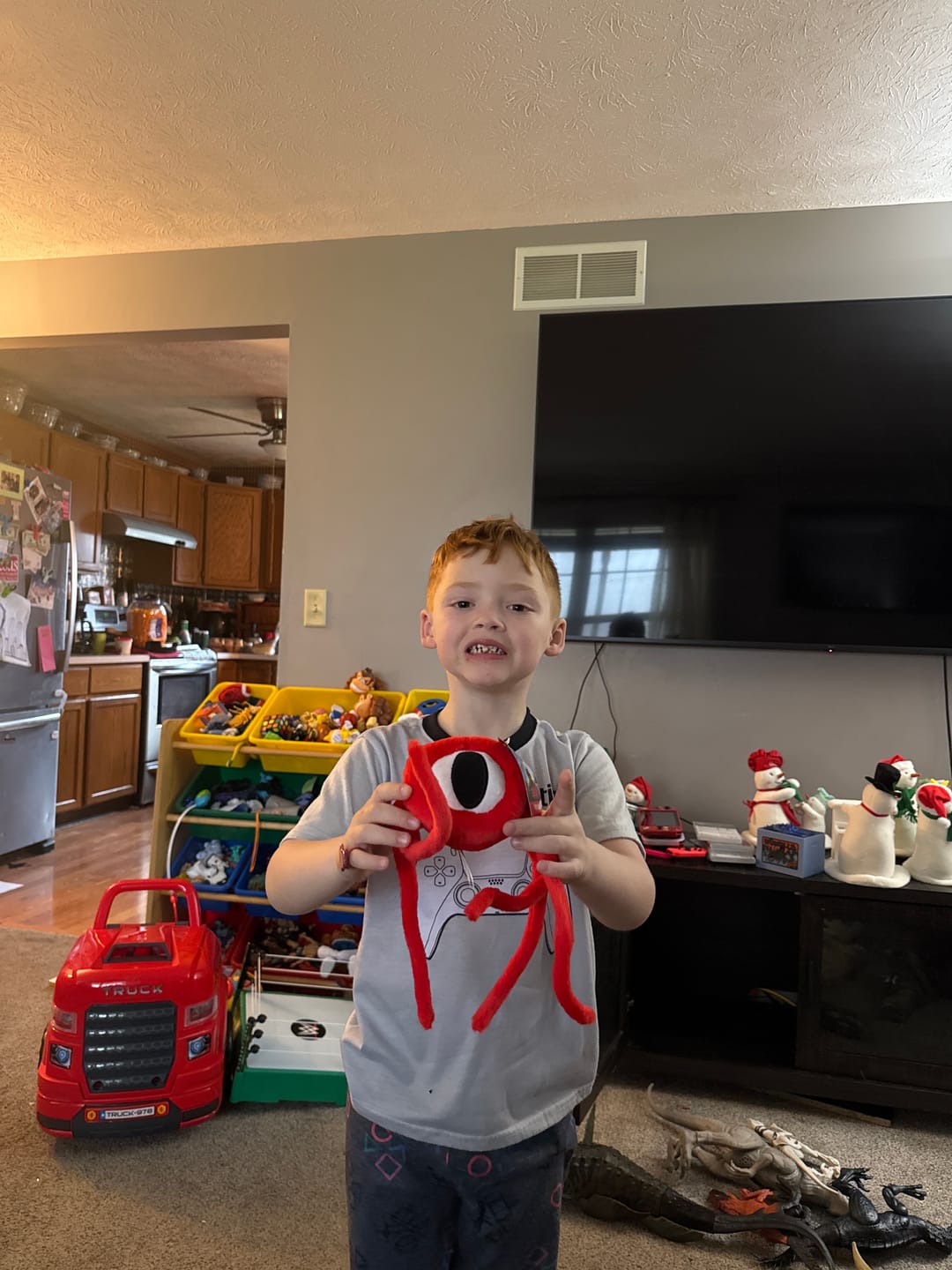 Customer photo review of SKETCH Eyeder Plush