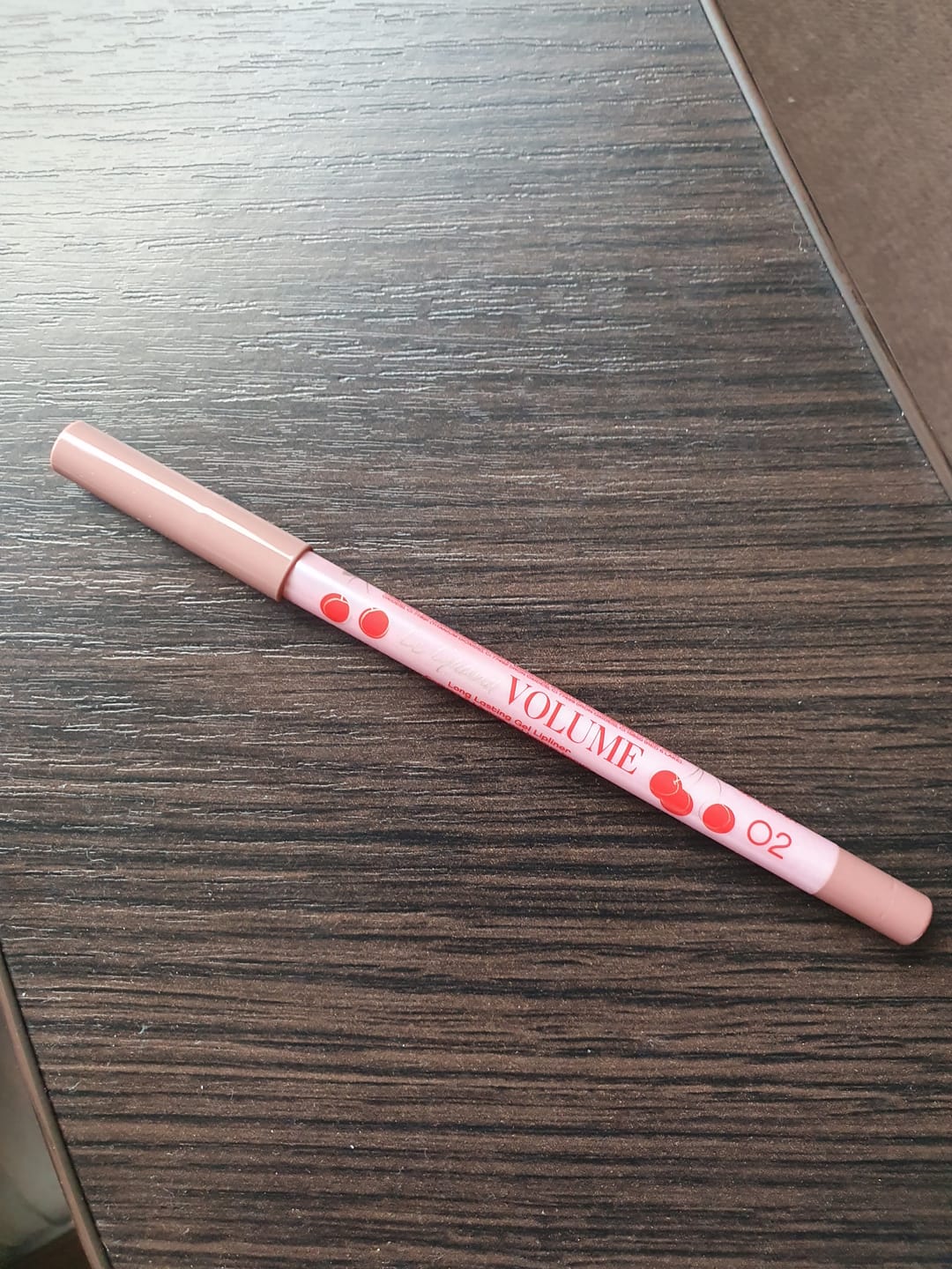 Customer photo review of Ilgnoturīgs lūpu zīmulis Vivienne Sabo Le Grand Volume Lip Pencil