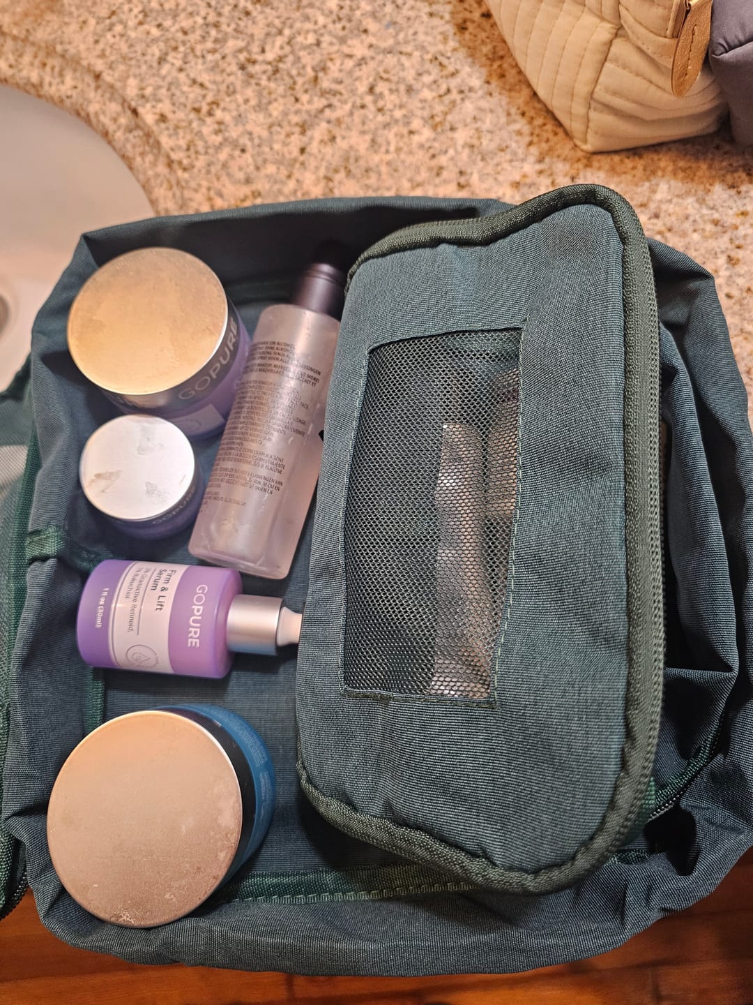 Customer photo review of Compressible Packing Cubes (6 Pieces)