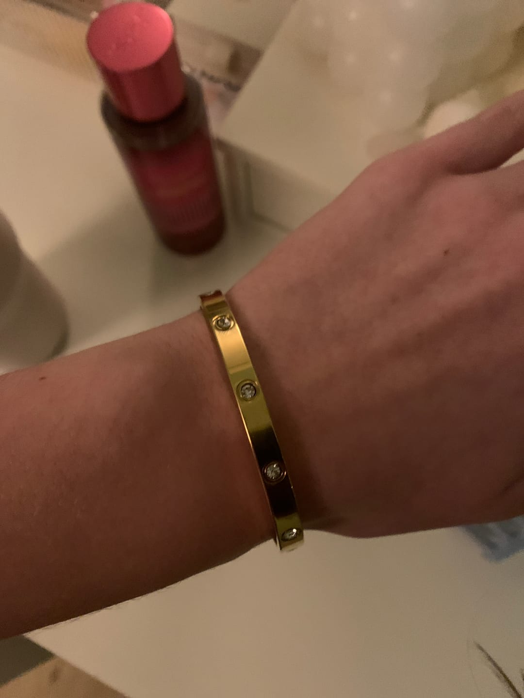 Customer photo review of Deluxe Timeless Stone Armreif 18K Vergoldet
