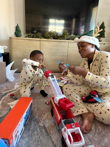 Customer photo review of London Pillbox Hat - Black