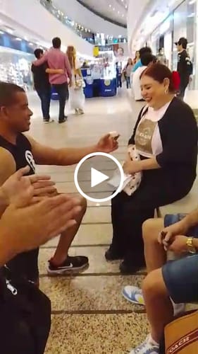 Customer video review of Anillo SS Compromiso Circular Diamond Band