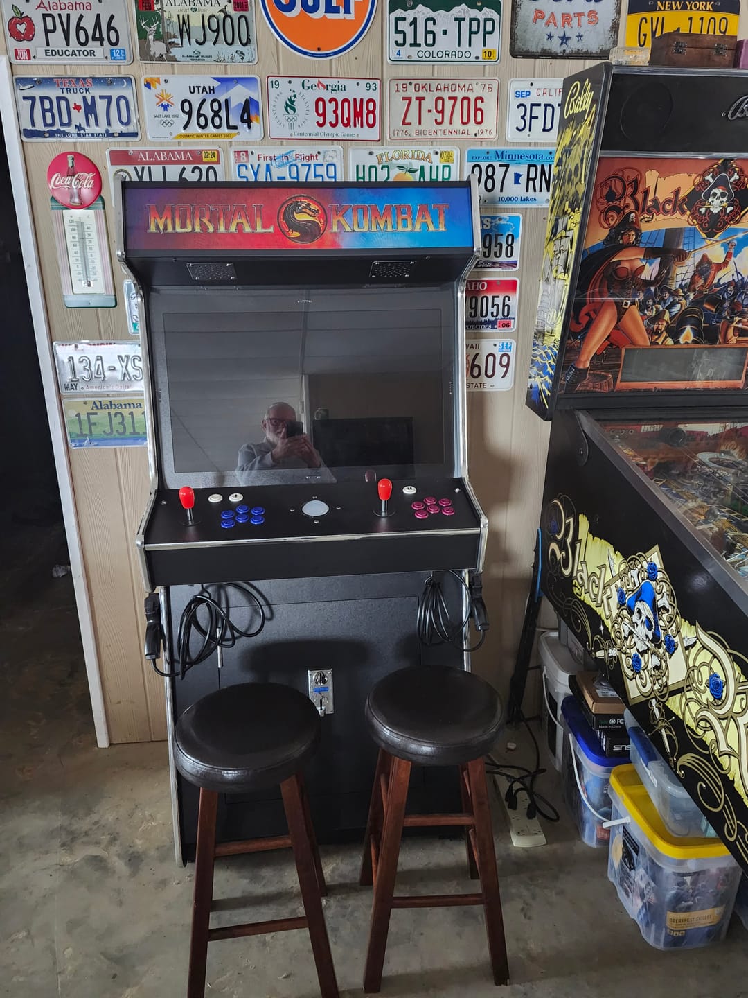 Customer photo review of 2 PLAYER STANDUP Arcade Machine With 2 shooting Guns 4600 Games Multi-cade  Upright Retro Cabinet Black