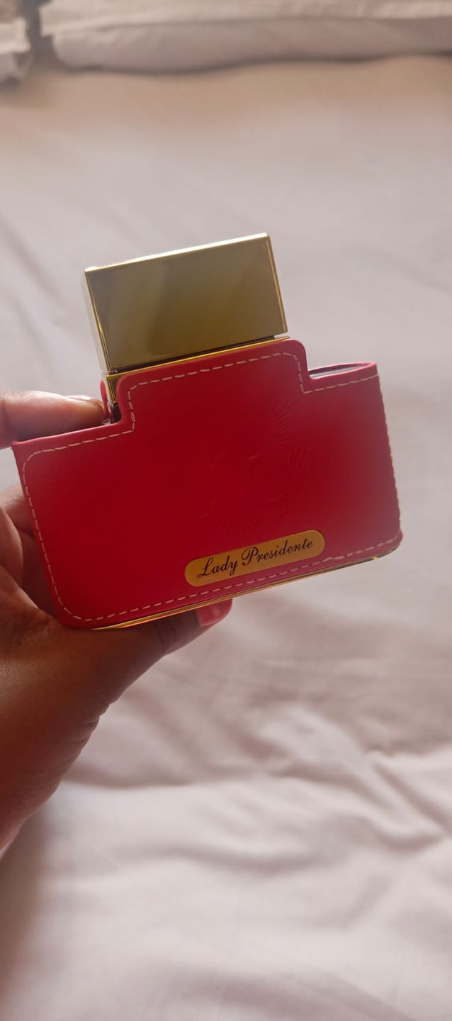 Customer photo review of Lady presidente Emper Perfumes 80ml