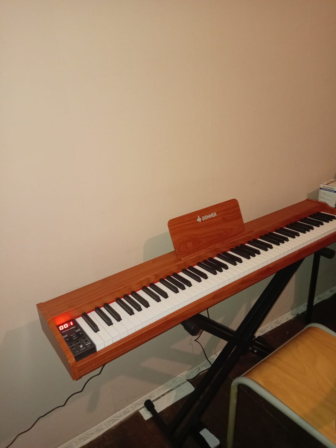 Recensione con foto di un cliente sul Donner DEP-1S