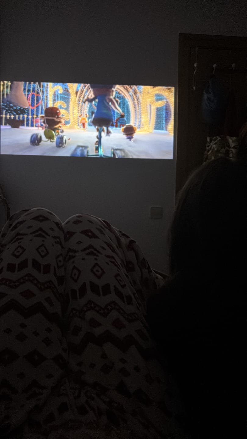 Customer photo review of ETOE E3 Pro 2025丨Google TV 1080P Smart Projector