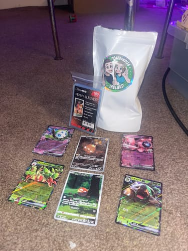 Customer photo review of Pokemon Trading Card Game Gold Mystery bag