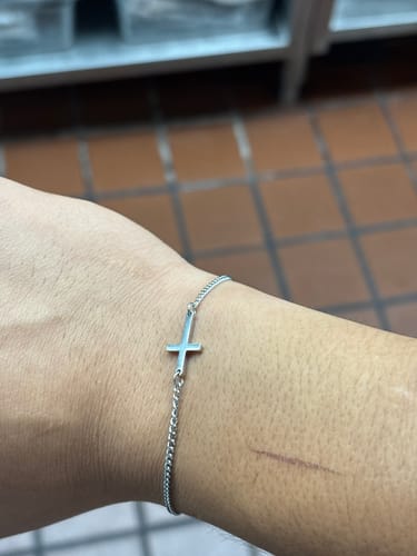 Customer photo review of CROSS BRACELET | Silver