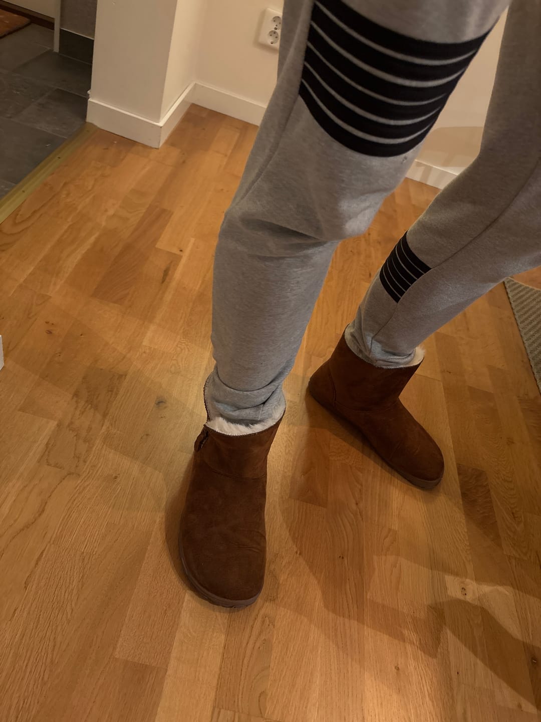 Customer photo review of Vaistoa Huurre | Winter Barefoot Ankle Boots