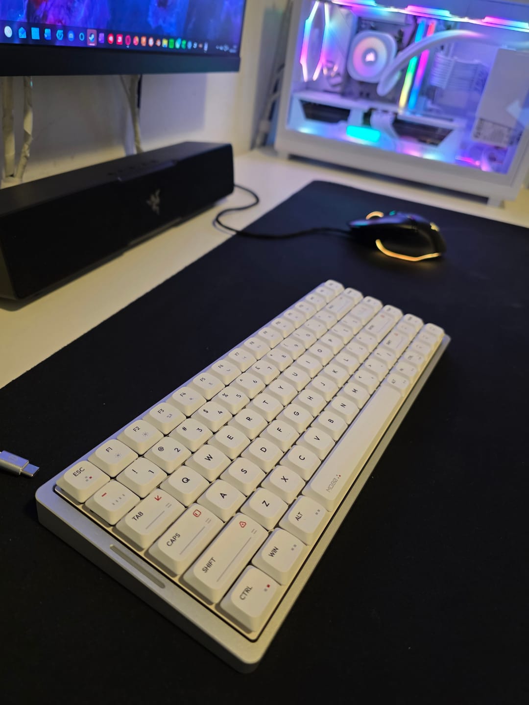 Customer photo review of IQUNIX MQ80 Aluminum Low Profile Mechanical Keyboard