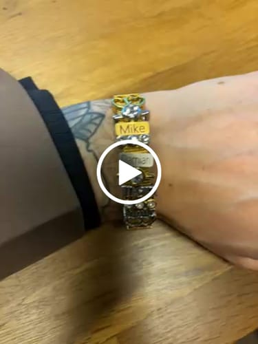 Customer video review of Mesh charm name gold