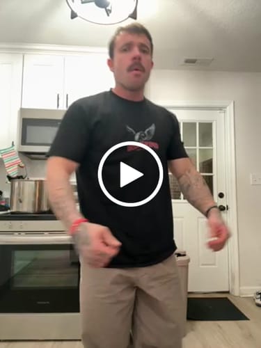 Customer video review of 'Weight of Glory' Heavyweight T-Shirt