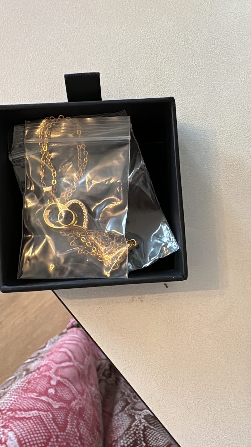 Customer photo review of Personalisierte Herzkette mit Foto