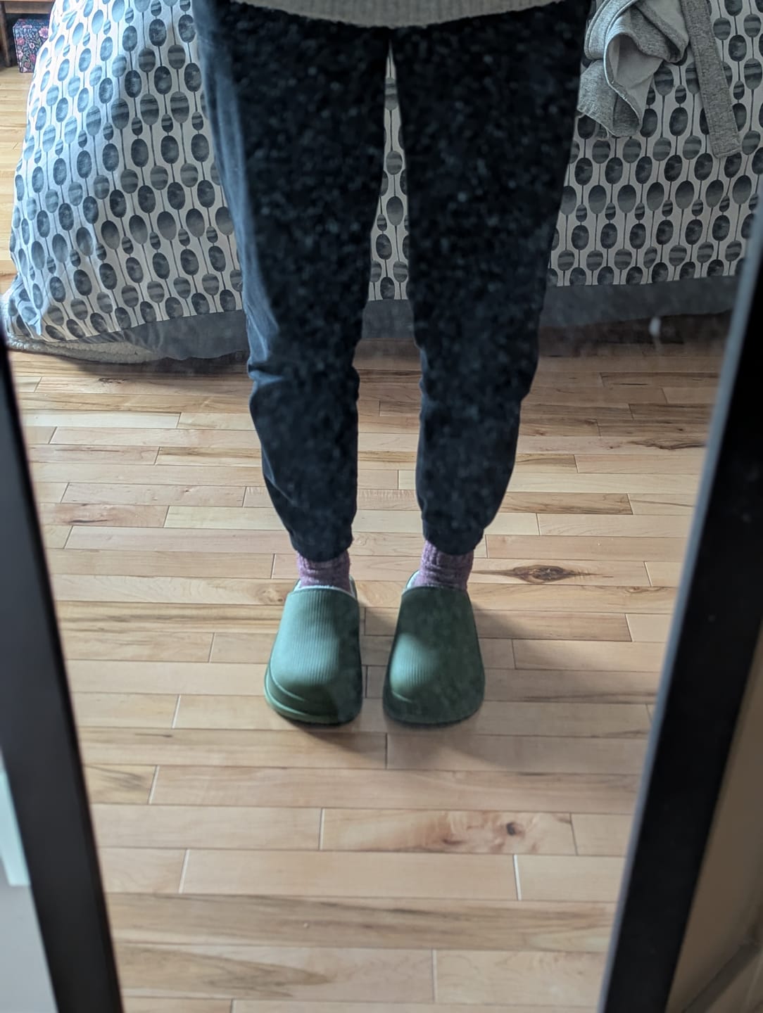 Customer photo review of Cloud Slides - Cozy Fur-Lined Clogs