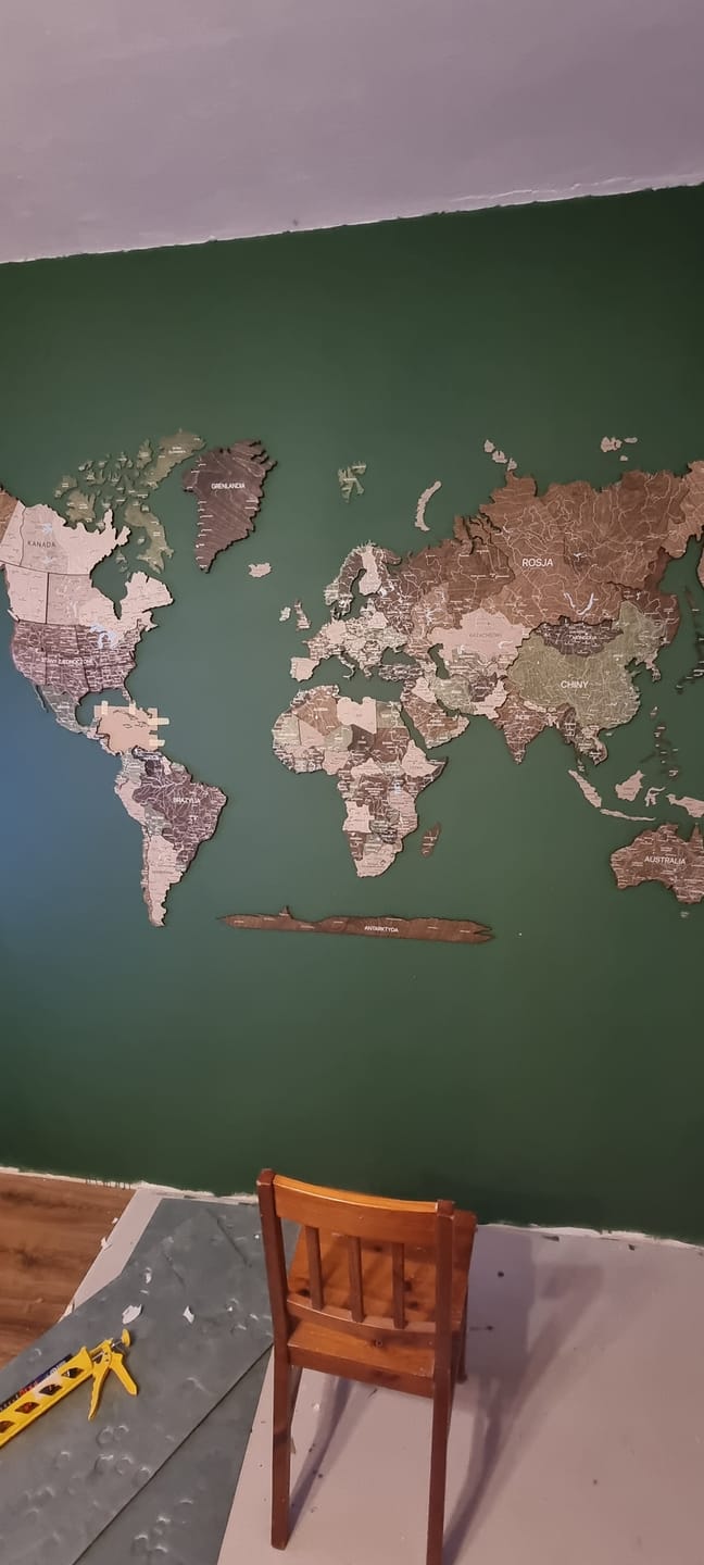 Customer photo review of Drewniana Mapa Świata 3D “Rustic”